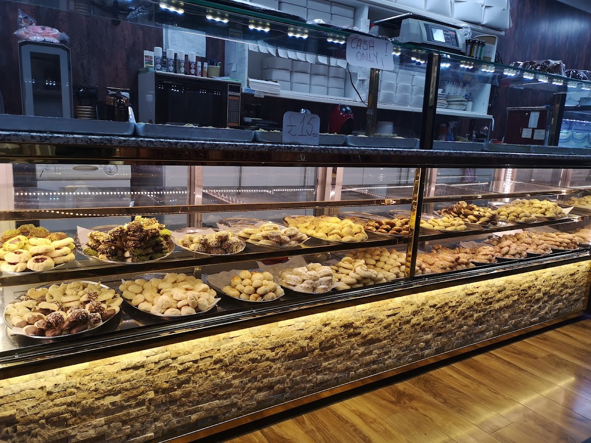 Istanbul Cakes and Baklavas